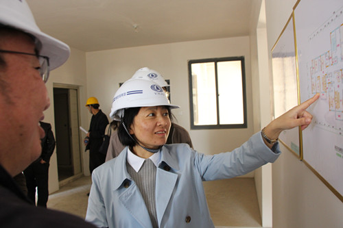 云南省審計廳副廳長蘇莉調(diào)研昭陽區(qū)棚改安置房推進情況