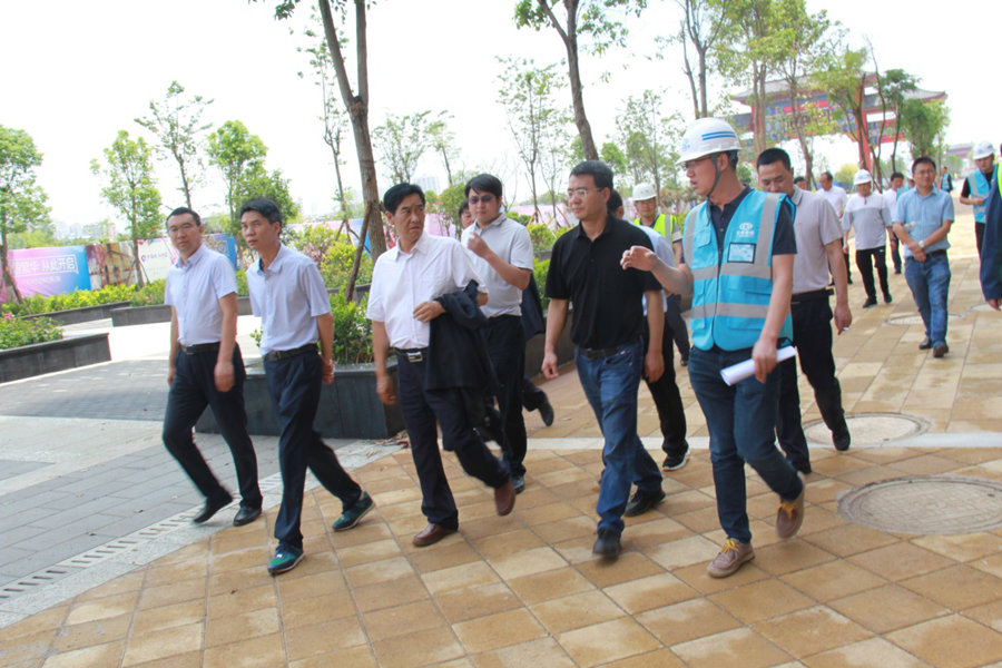 周云峰調研宣威棚改項目