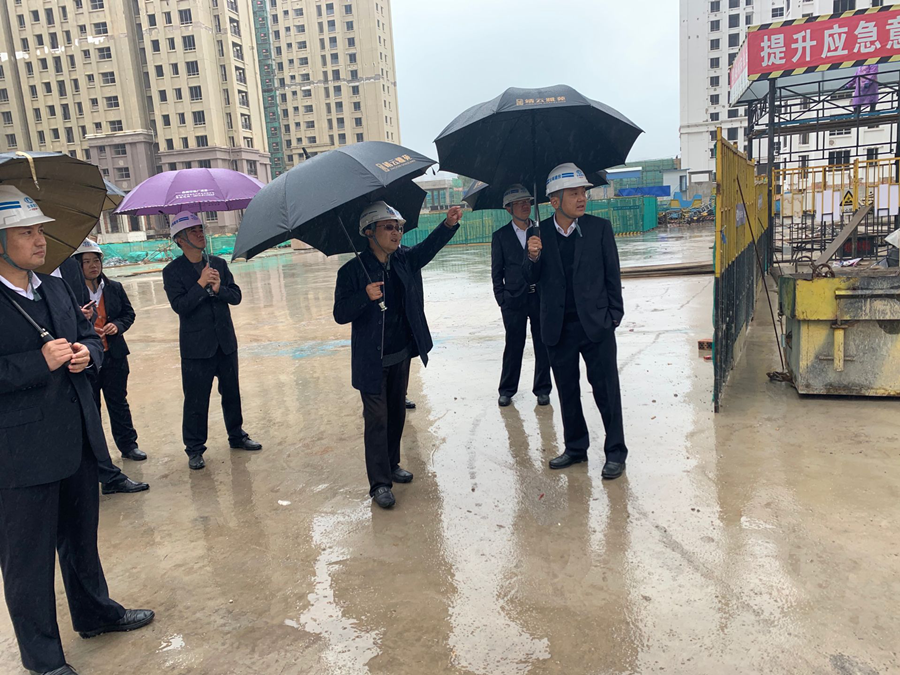 楊曉波到云建、南疆公司調研