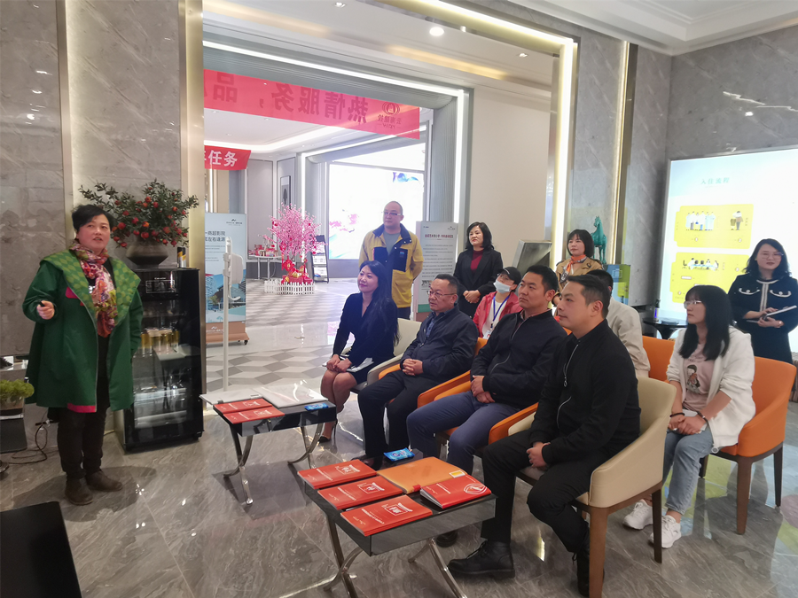 陽宗海管委會副書記張磊到康澤公司調(diào)研