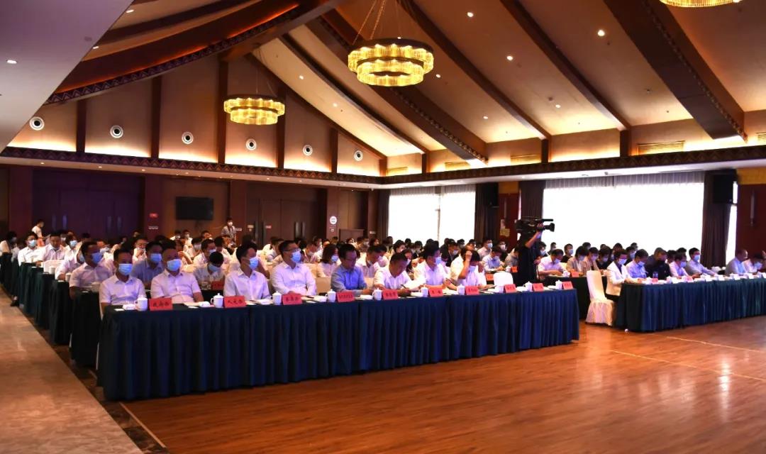 大方項(xiàng)目慕俄格酒店圓滿完成農(nóng)工黨中央“發(fā)現(xiàn)中國(guó)美·助力鄉(xiāng)村興”啟動(dòng)儀式會(huì)務(wù)工作