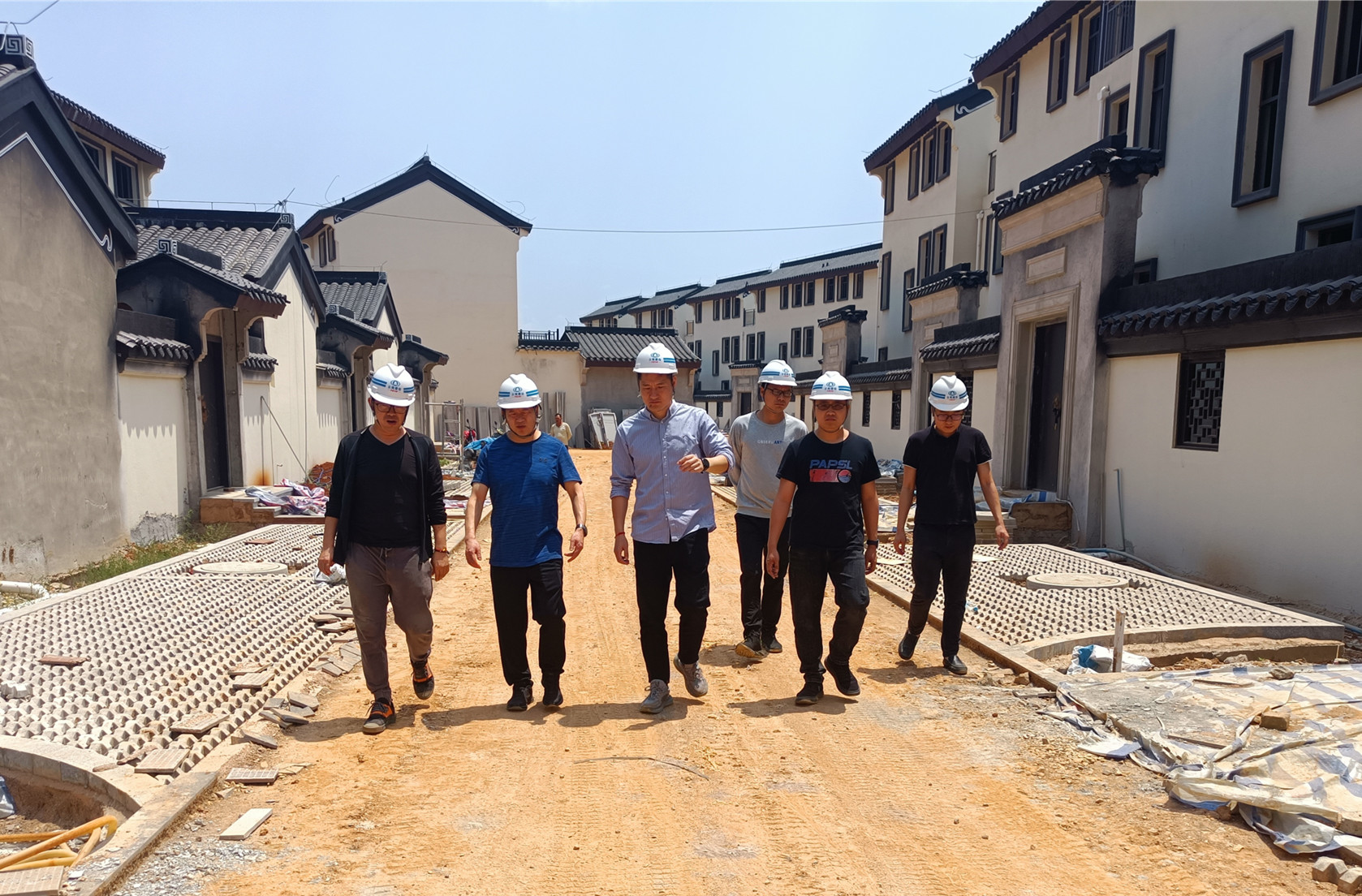 孟春柳到紅河錦府項(xiàng)目檢查指導(dǎo)