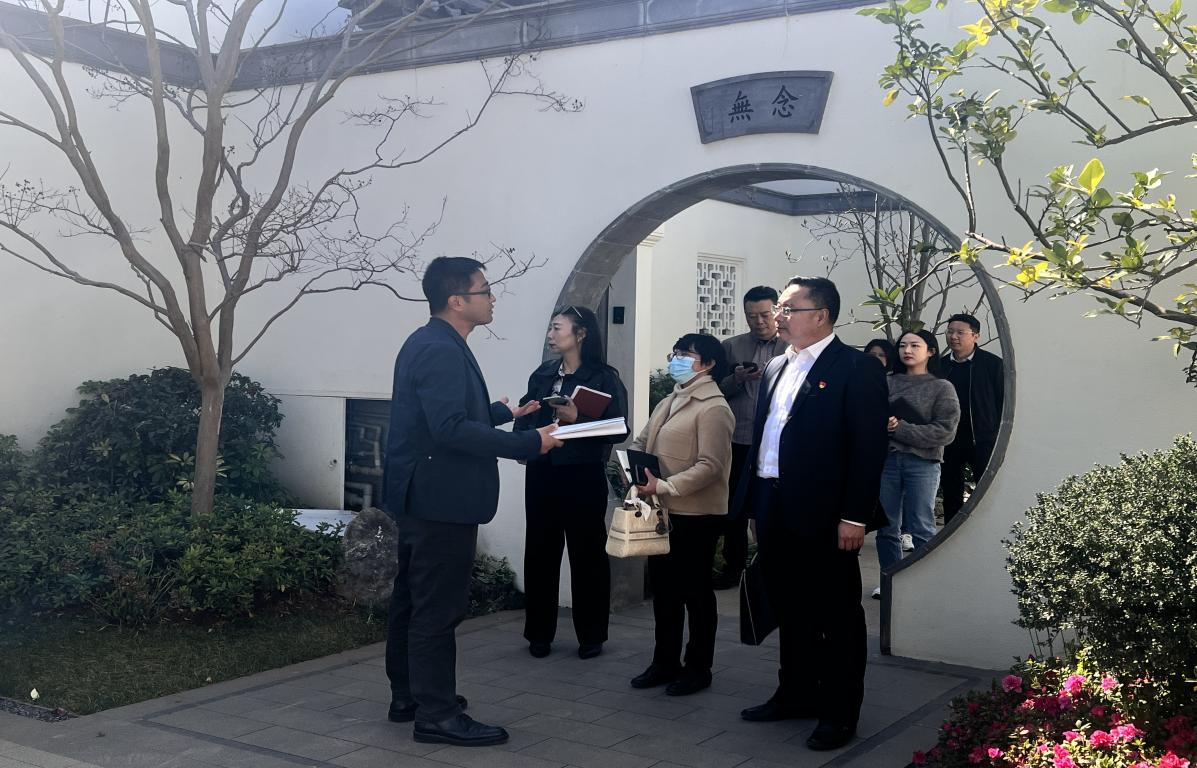 公司外部董事調(diào)研意思橋康旅小鎮(zhèn)項目