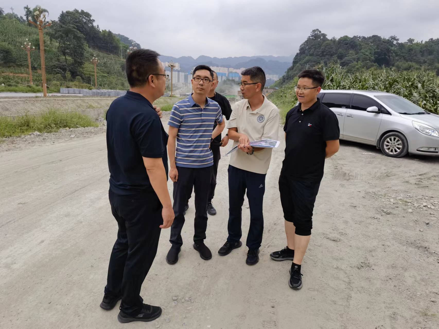 趙慶龍、李志偉到建工地產(chǎn)檢查指導(dǎo)