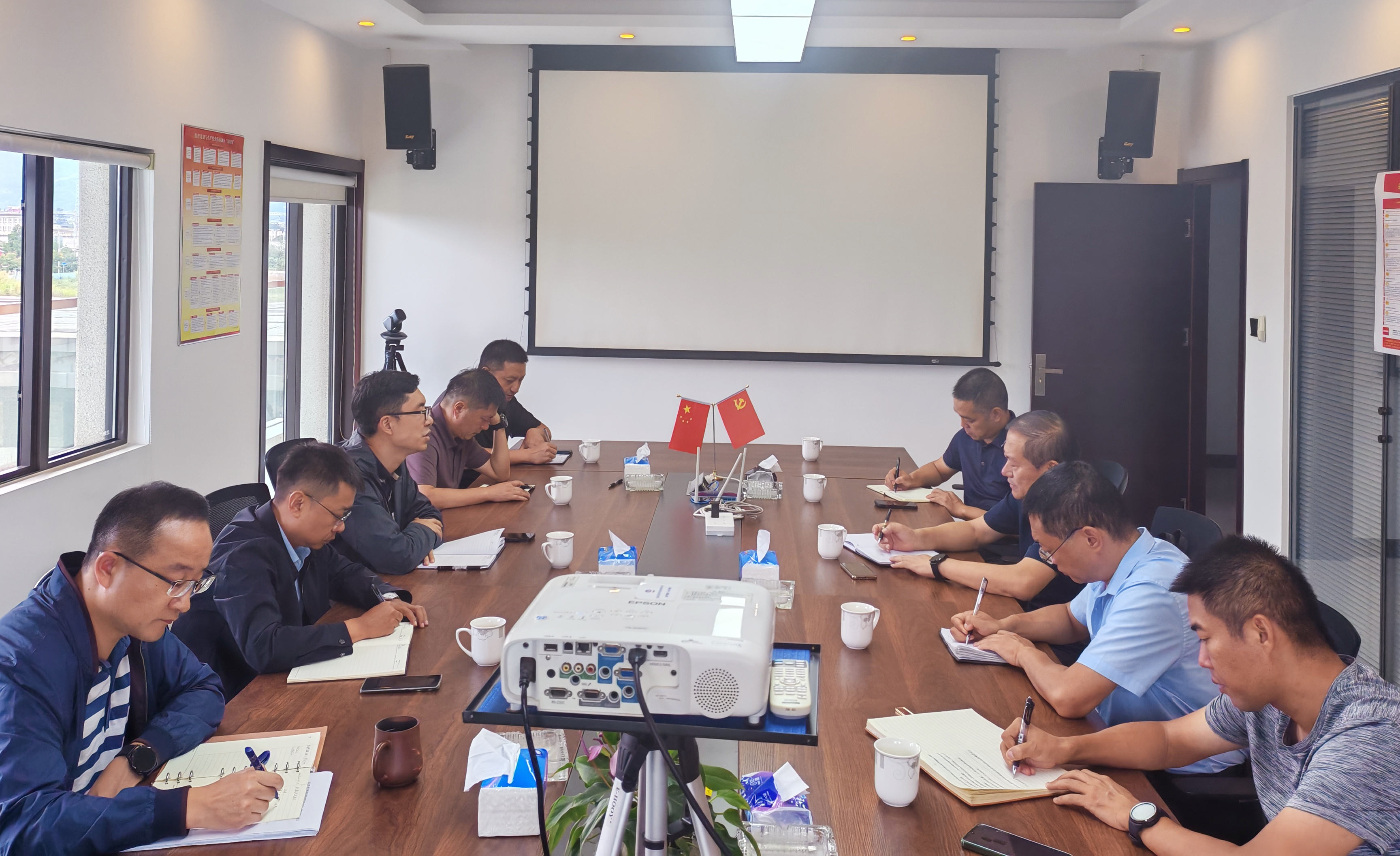 公司與玉交集團(tuán)交流座談