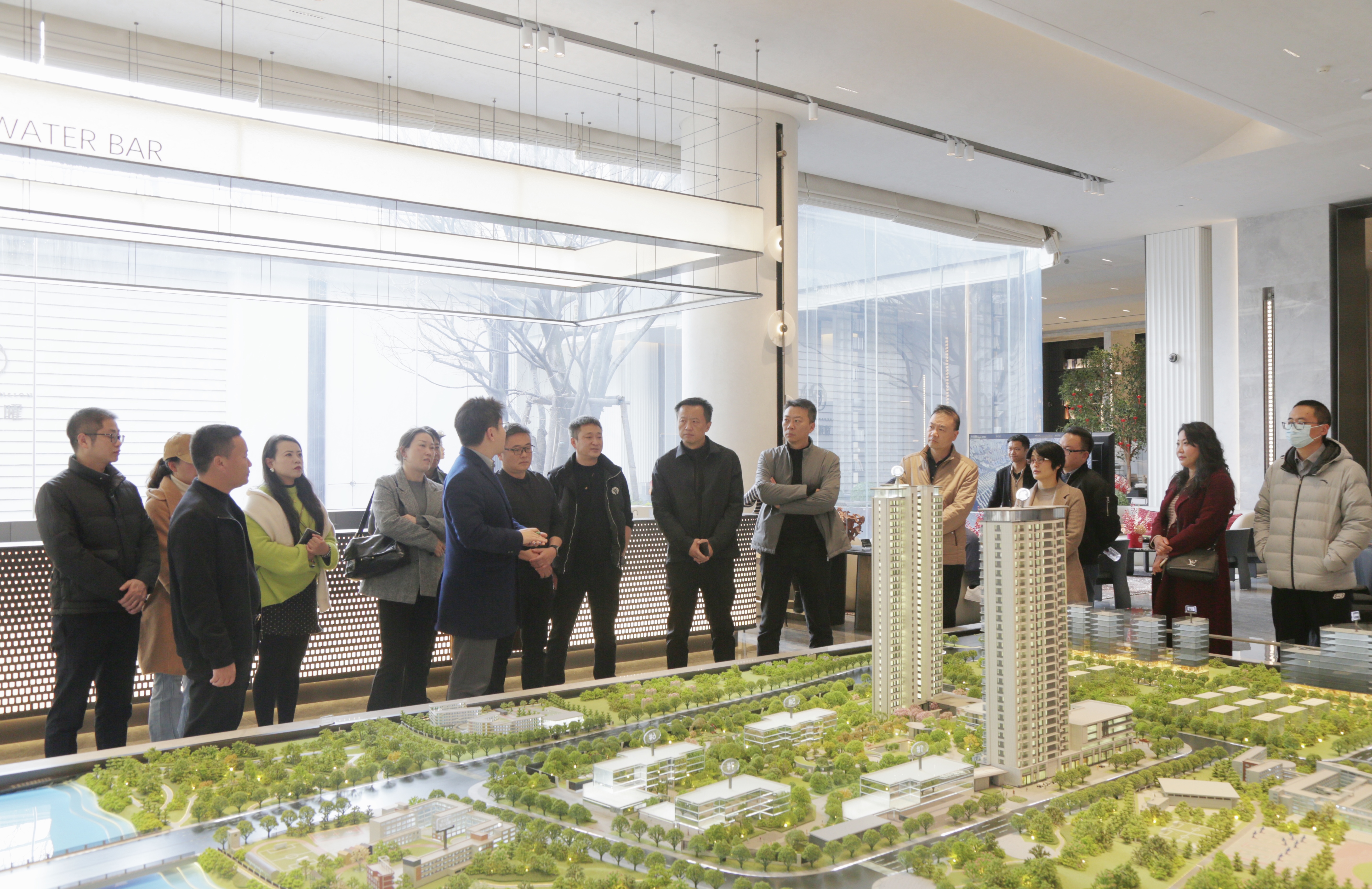 公司赴邦泰璟和等房企對標(biāo)學(xué)習(xí)